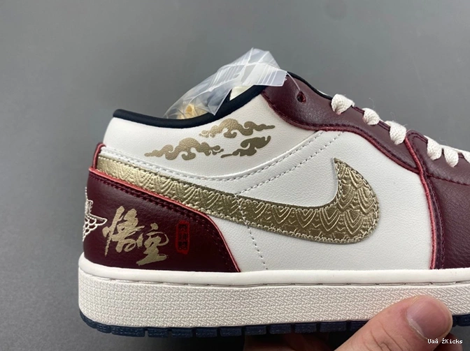 the Compact (2024) 1  Dragon Low Jordan FJ5735-100 1 (Women's) of Year 0716